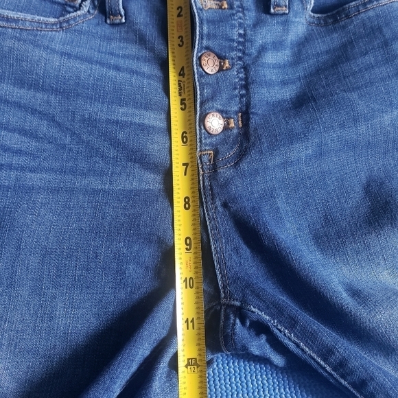 J. Crew High-Rise Skinny Jeans - Picture 10 of 14